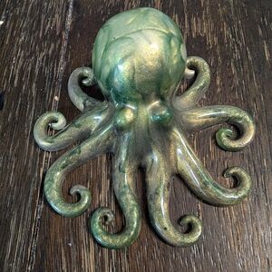 Green Octopus Wall Decor